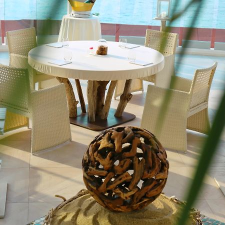 Hotel Vistabella Roses Eksteriør bilde