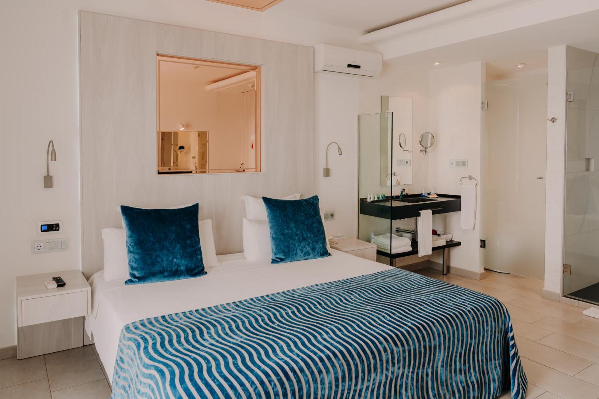Hotel Vistabella Roses Eksteriør bilde